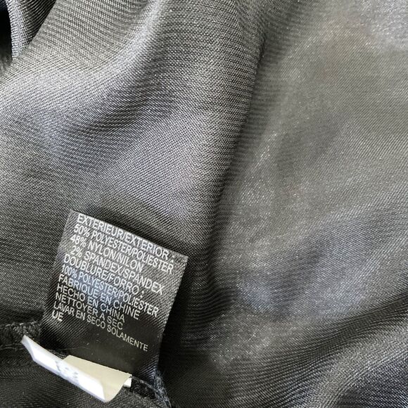 Tahari Petite V- Neck lace overlay fit n flare LBD Dress 4P Black sleeveless - Picture 11 of 11